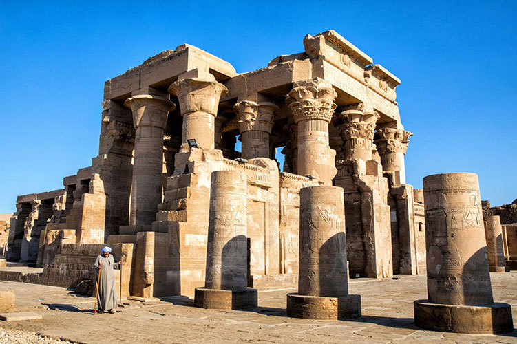 kom ombo temple aswan egypt