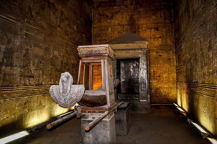 edfu temple aswan egypt
